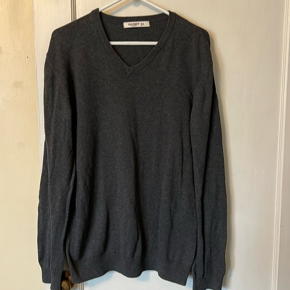 Men’s Old Navy Large Gray V Neck Sweater